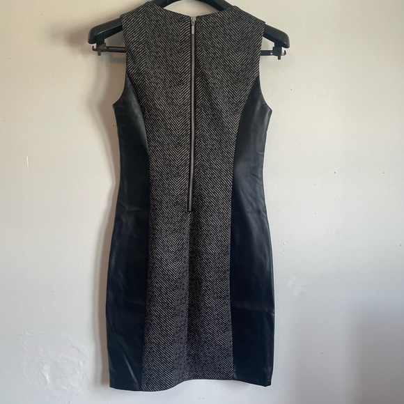 Small Dress Suzy Shier - Picture 5 of 6